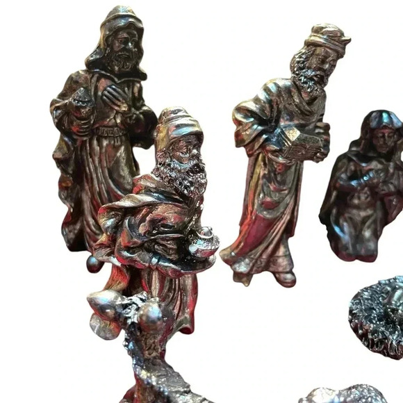 International Silver Co 11 Pc Nativity Set Christmas Decor offers welcome - Picture 2 of 9